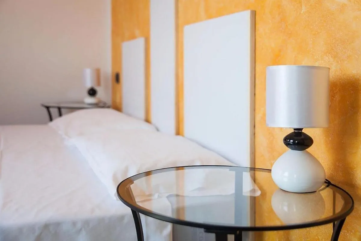 Main Street Verona Fiera Destiny Home 11 Appartement